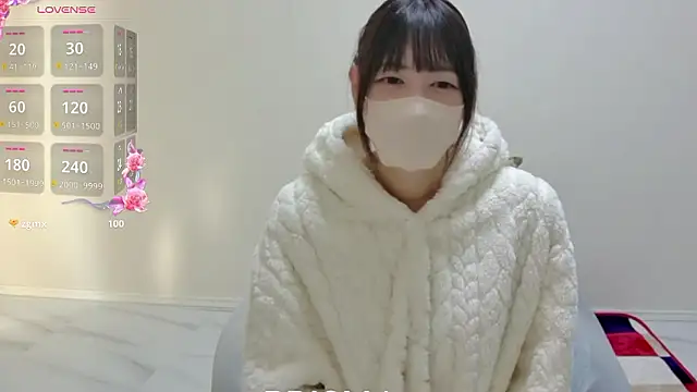 Makimaki ch online show from December 17, 5:33 am