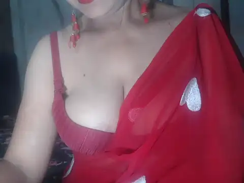 Hotronita123 online show from February 24, 11:20 am