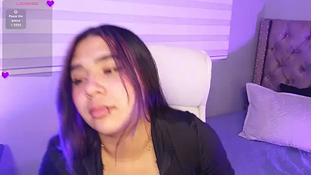 Mylarossi online show from March 7, 12:17 am