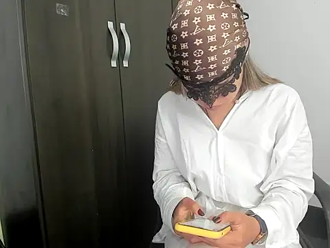 RubySexyBell online show from April 18, 11:24 am