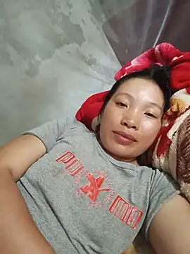 Evelyn-n online show from August 3, 1:50 pm