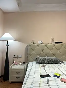 gffvvjjxz online show from December 5, 9:21 am