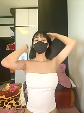 MGirlCute online show from December 4, 5:57 pm