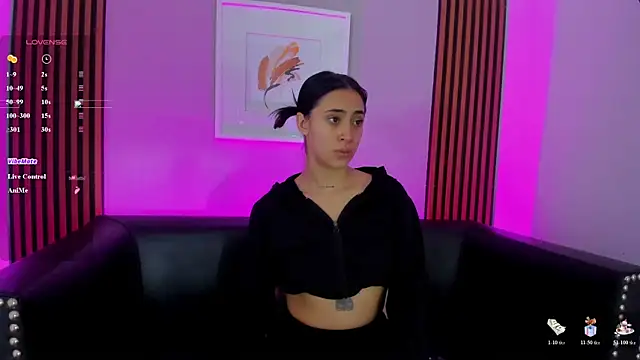 Ariana collinss online show from June 25, 11:34 am