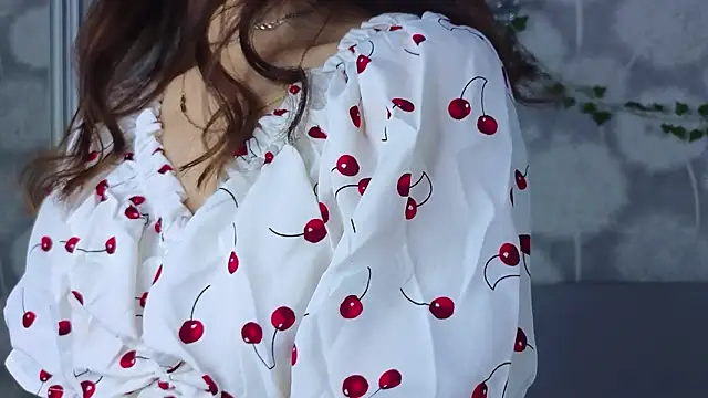 UmbraElyon online show from March 13, 6:36 am