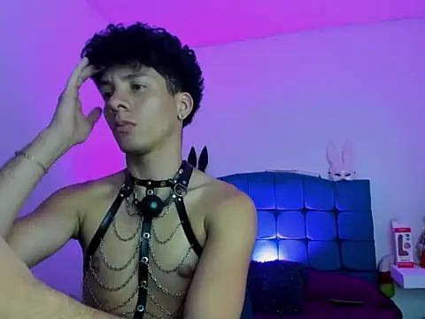 BlakeNoir  online show from March 7, 4:52 am