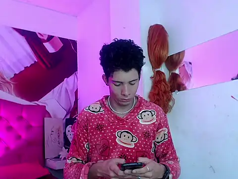 BlakeNoir  online show from January 9, 1:04 pm