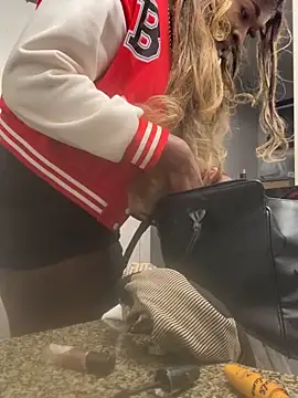 PreddiParis00 online show from March 20, 2:27 am