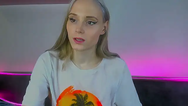 Gina Gina love online show from December 4, 11:23 am