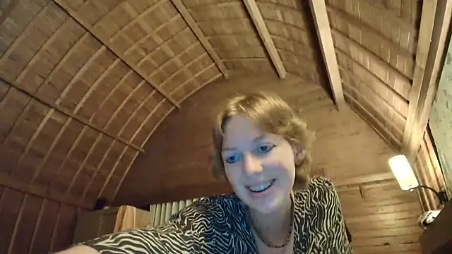 Ida-Rose online show from February 25, 10:03 am