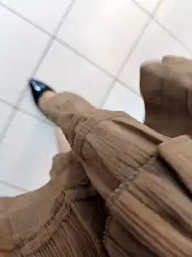 Miky Lyn online show from February 6, 5:44 am