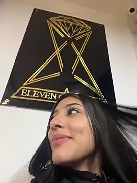 lya  brown online show from March 14, 10:38 am