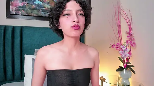 LyraVendrell online show from December 17, 12:31 pm