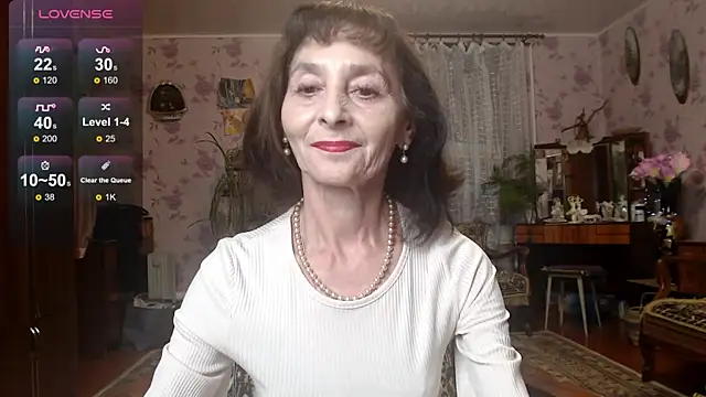 Angelina-Missteria online show from December 18, 5:18 pm