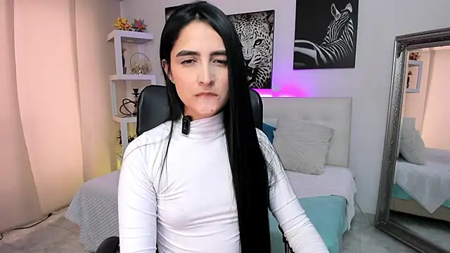 mialiore online show from January 16, 12:56 pm