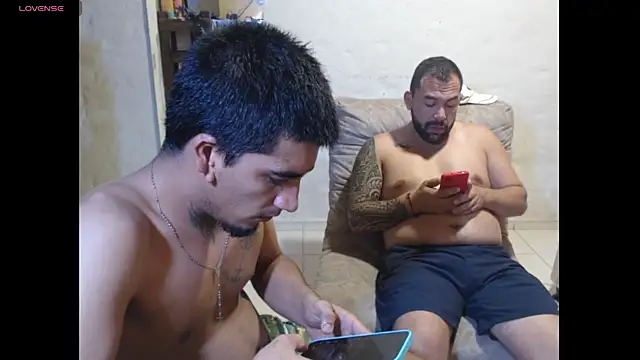 maxI dick33 online show from July 16, 4:00 pm