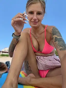 Betsy online show from June 25, 12:40 pm