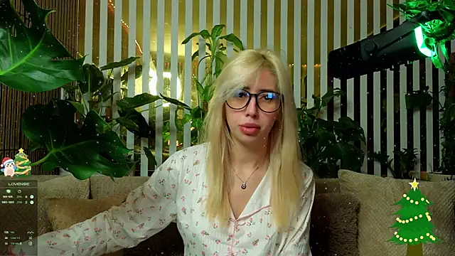 FlowweerGirl online show from January 6, 10:13 pm