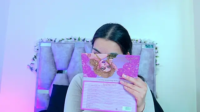 iris and damian online show from April 9, 5:18 pm