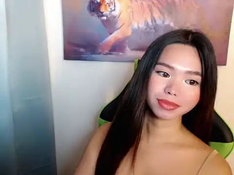 voganmarie online show from April 16, 2:01 am