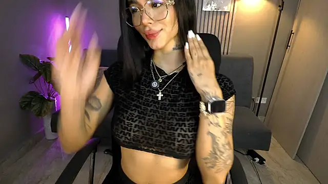 VegaLuxe online show from March 27, 3:02 pm