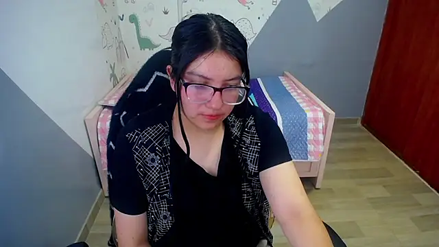 eva smit t online show from December 14, 2:50 am