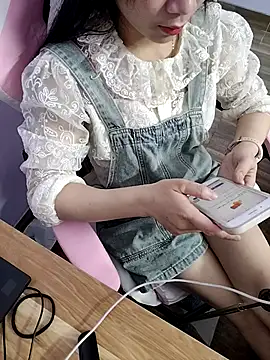  MyNa  online show from February 1, 2:49 pm