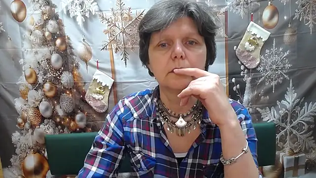 LunaDobra online show from December 17, 12:09 pm