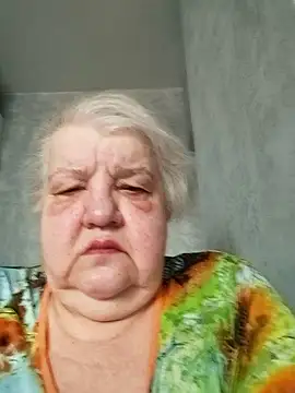 HapinessLovee online show from March 9, 9:01 am