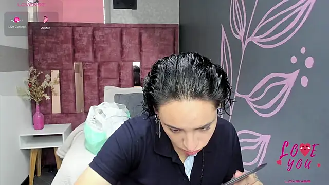 Kiara Fox   online show from February 16, 7:58 pm