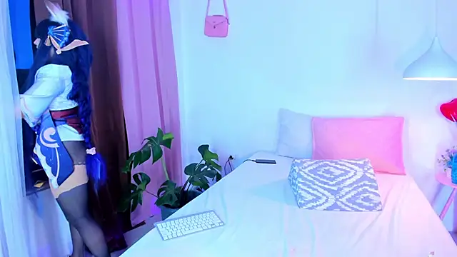  Xynara owo online show from March 3, 11:44 pm