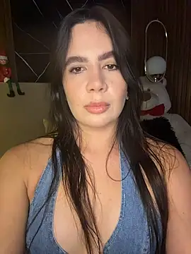 ValentinaEliot online show from December 14, 1:33 am