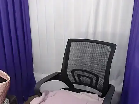 Lovely apple19 online show from February 4, 11:57 am