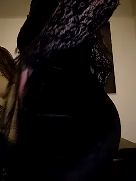 BustyVampyre online show from December 17, 11:53 pm