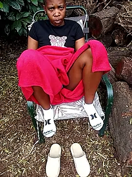 SexyMbali 01 online show from April 8, 8:16 am