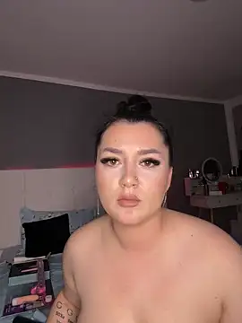 alessiaporn online show from April 18, 7:58 pm