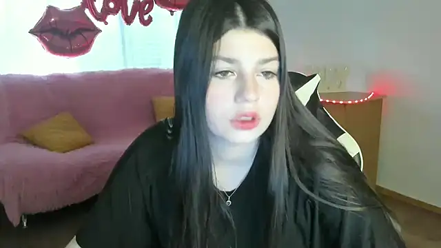 KisaModel online show from April 19, 1:05 am