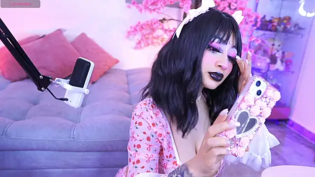 Hayami Lee online show from April 20, 2:14 am