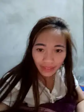 little-effy online show from January 31, 7:34 pm