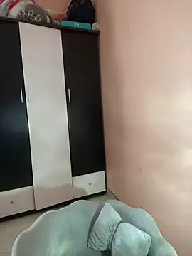 Bae1103  online show from December 14, 3:01 am