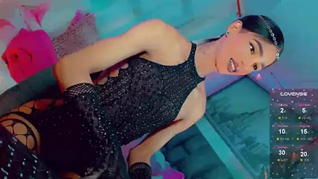 agathaferrer3 online show from April 3, 5:16 am