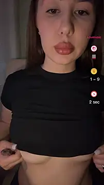 sparkbloomm online show from January 13, 1:22 am