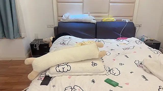 xiaoxia999 online show from January 13, 1:48 pm