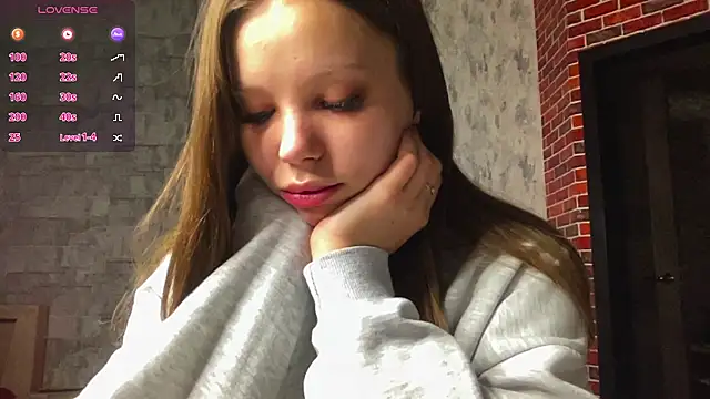 Cara Sweet1 online show from May 3, 5:38 pm