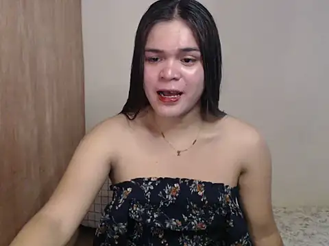 stripyapril online show from June 8, 8:59 am