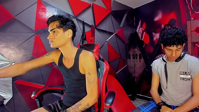 Hot Boys Without Limits online show from January 13, 4:07 am