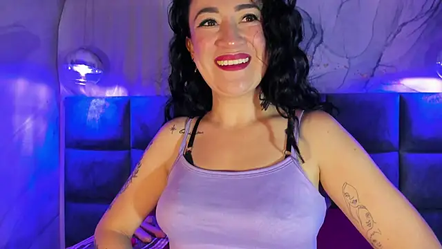 Victoria01  online show from March 13, 3:30 am