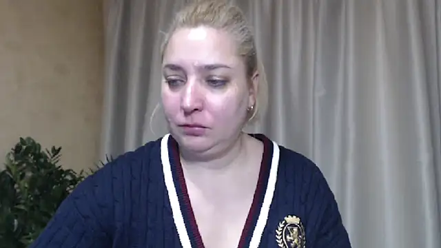 sweetpussy13 online show from January 13, 6:41 am