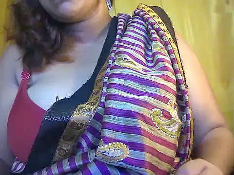 MISTI KOLK online show from April 17, 8:05 am