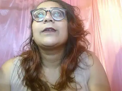 MISTI KOLK online show from December 17, 10:08 am